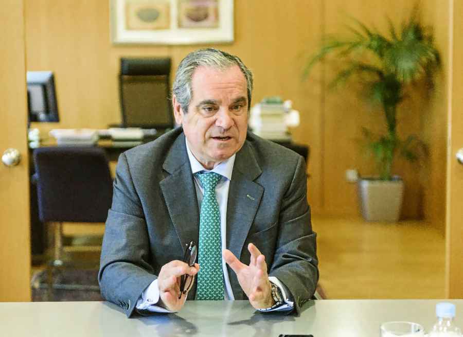 En Espa&ntilde;a los farmac&eacute;uticos reclaman que los medicamentos biol&oacute;gicos se dispensen en oficinas de farmacia