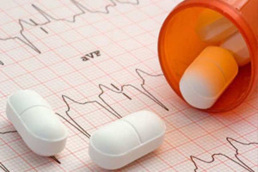 Las estatinas reducen en las muertes por dolencias cardíacas en hombres con el colesterol LDL muy alto