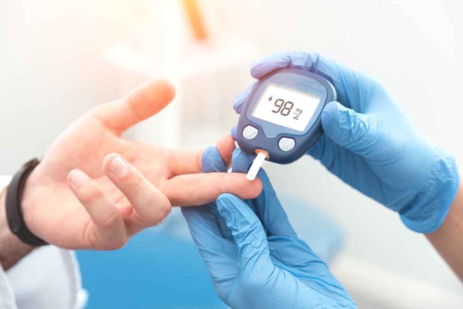 A m&aacute;s mediciones mejor control de la diabetes