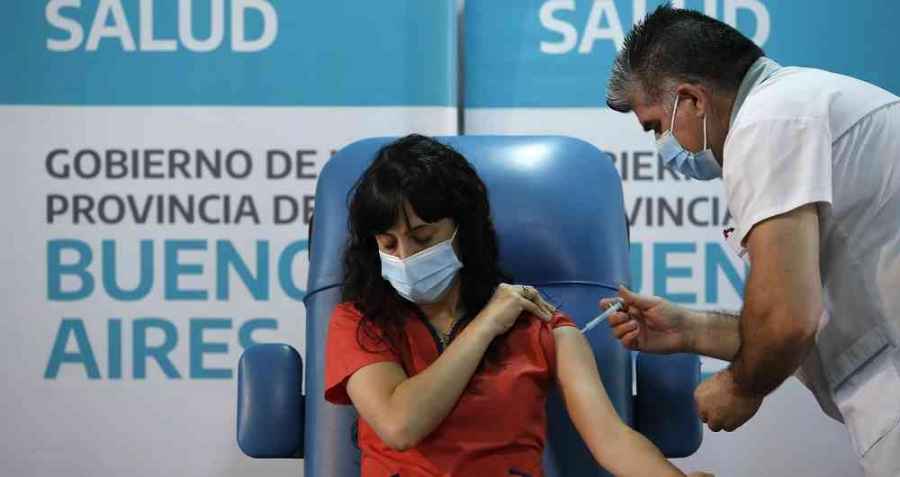 Comenzó la vacunación contra el Covid-19 en la Argentina
