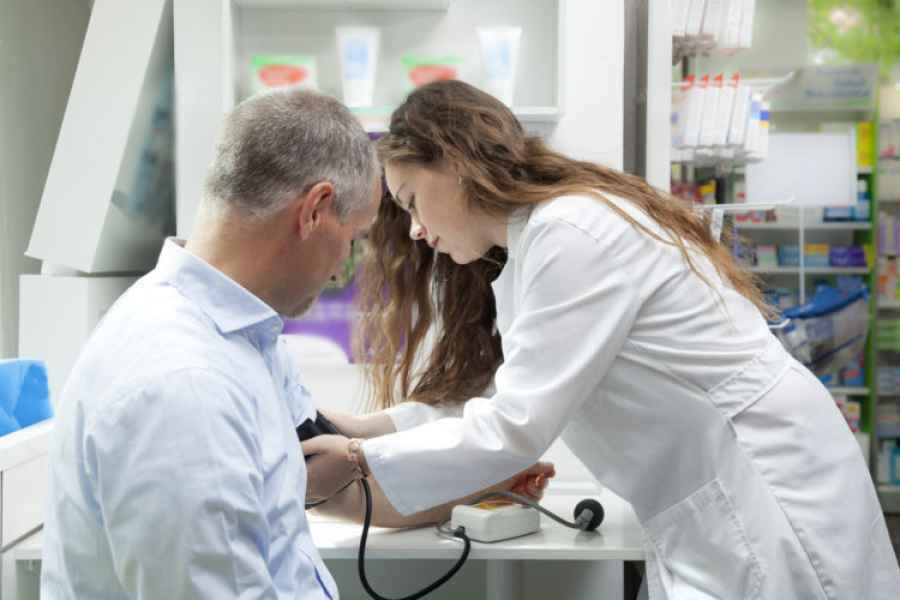 Inglaterra: Farmacias ofrecerán chequeos cardíacos gratuitos