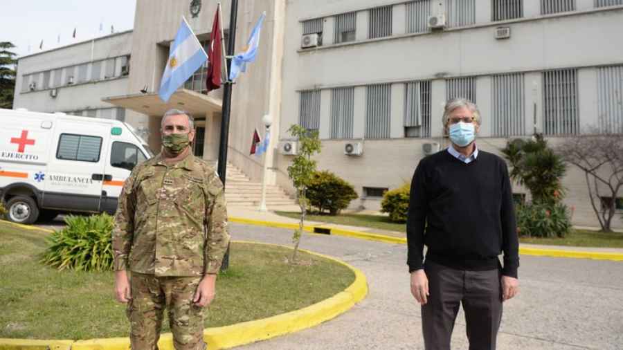 El Hospital Militar Central es un centro sanitario de alta complejidad que tiene 130 años de antigüedad. Cuenta con más de 90 servicios y es además un núcleo importante para la formación de profesionales en las distintas especialidades