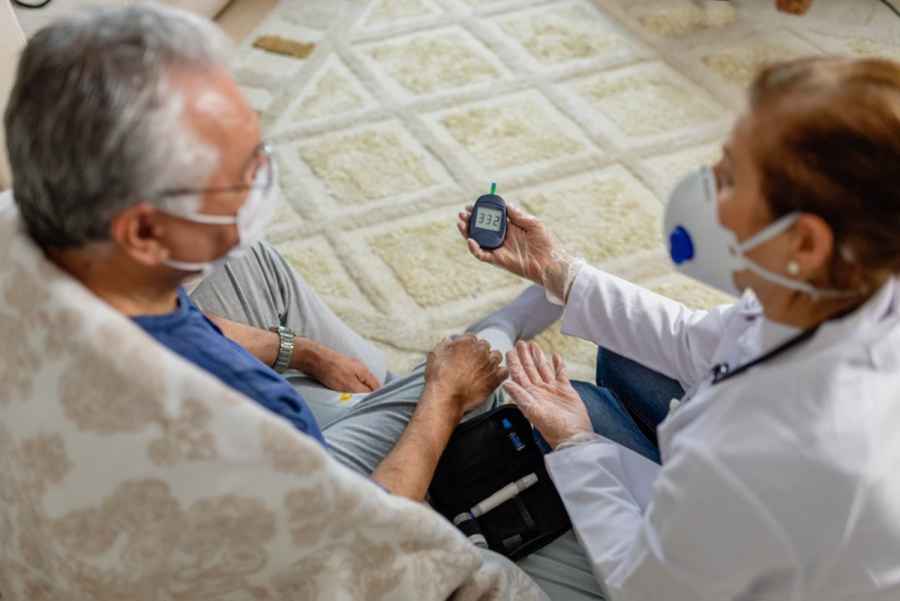 Investigadores del CNIO han descubierto cómo el coxsackievirus tipo 4B afecta a las funciones y la identidad de las células beta que generan insulina en el páncreas, causando la aparición de diabetes.