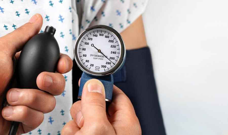 Reducir la presión arterial disminuye el riesgo de hemorragia en pacientes de trombólisis tras un ictus