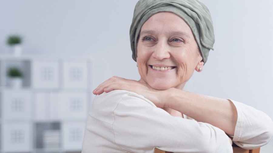 Logran combinar con éxito tres drogas contra el cáncer