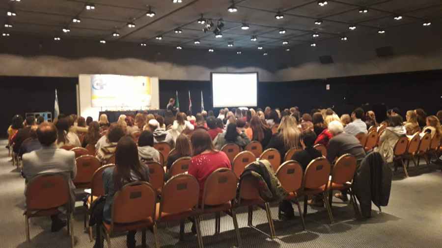 Comenz&oacute; el 20&ordm; Congreso Internacional Actualizaci&oacute;n Gerenciamiento Farmac&eacute;utico