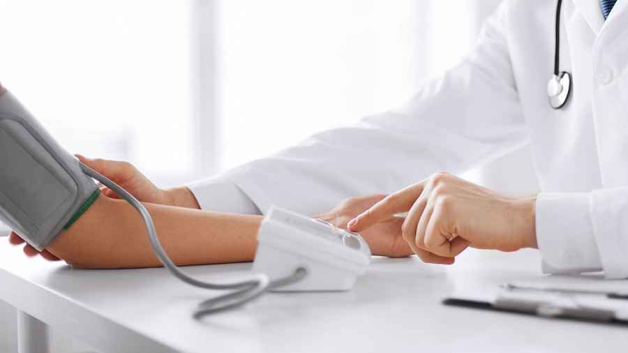 El mal control de la presión arterial causa más de 100 muertes al día en el país