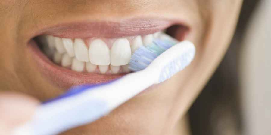 Nueva fórmula en dentífricos ayudaría a prevenir caries