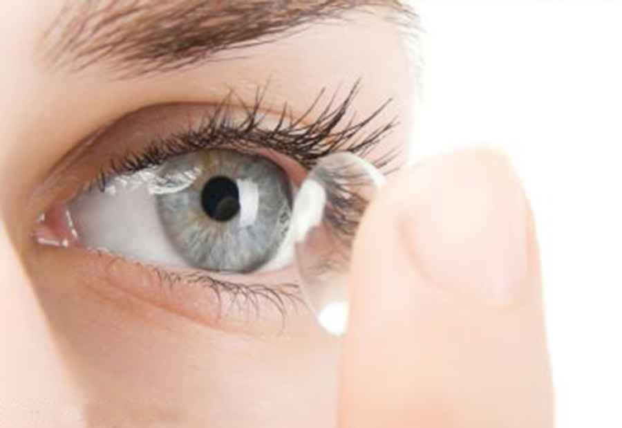 Lentes de contacto “inteligentes” controlan los niveles de glucosa en las lágrimas